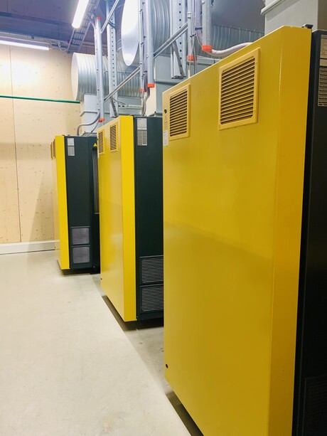 Trois compresseurs Kaeser assurent l'alimentation en air comprimé.